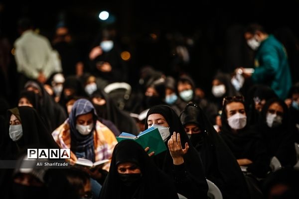 مراسم احیای شب بیست و سوم در حسینیه ریحانه الحسین