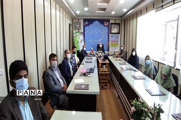 تجلیل از معلمان و دانش‌آموزان پیشتاز در سازمان دانش‌آموزی کهگیلویه و بویراحمد