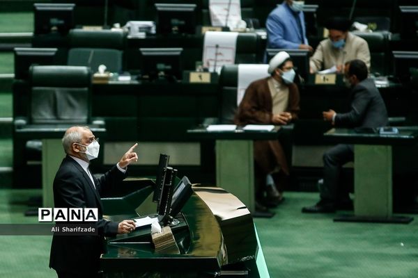 حضور وزیر آموزش و پرورش  در صحن علنی مجلس شورای اسلامی