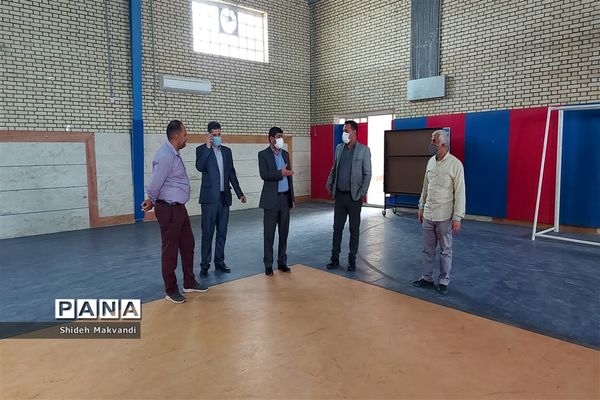 بازدید مدیر آموزش و پرورش حمیدیه از حوزه های امتحانات نهایی