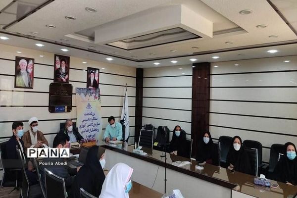 بزرگداشت سالگرد تاسیس سازمان دانش آموزی در بوشهر