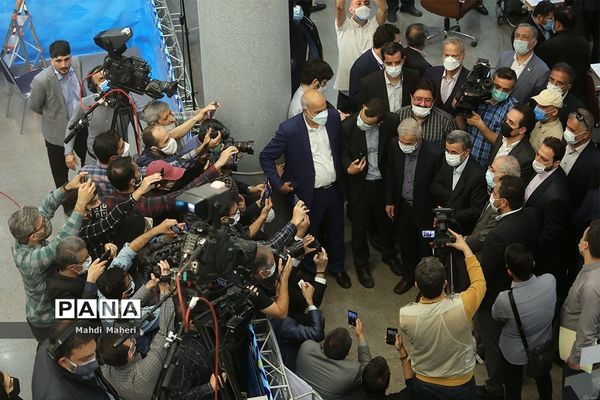 دومین روز ثبت‌نام از داوطلبان انتخابات سیزدهمین دوره ریاست‌جمهوری