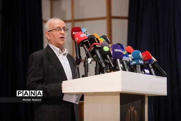 دومین روز ثبت‌نام از داوطلبان انتخابات سیزدهمین دوره ریاست‌جمهوری