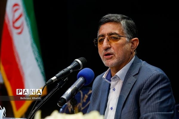 نشست خبری رئیس هیات مرکزی نظارت بر انتخابات شوراهای اسلامی کشور