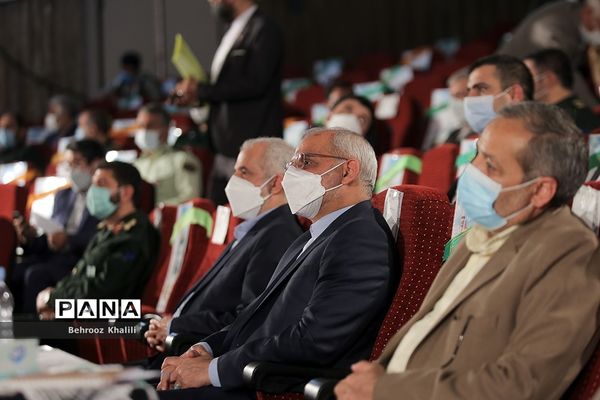کنگره معلمان و دانش آموزان شهید منطقه ۱۶ تهران (از کلاس تا آسمان)