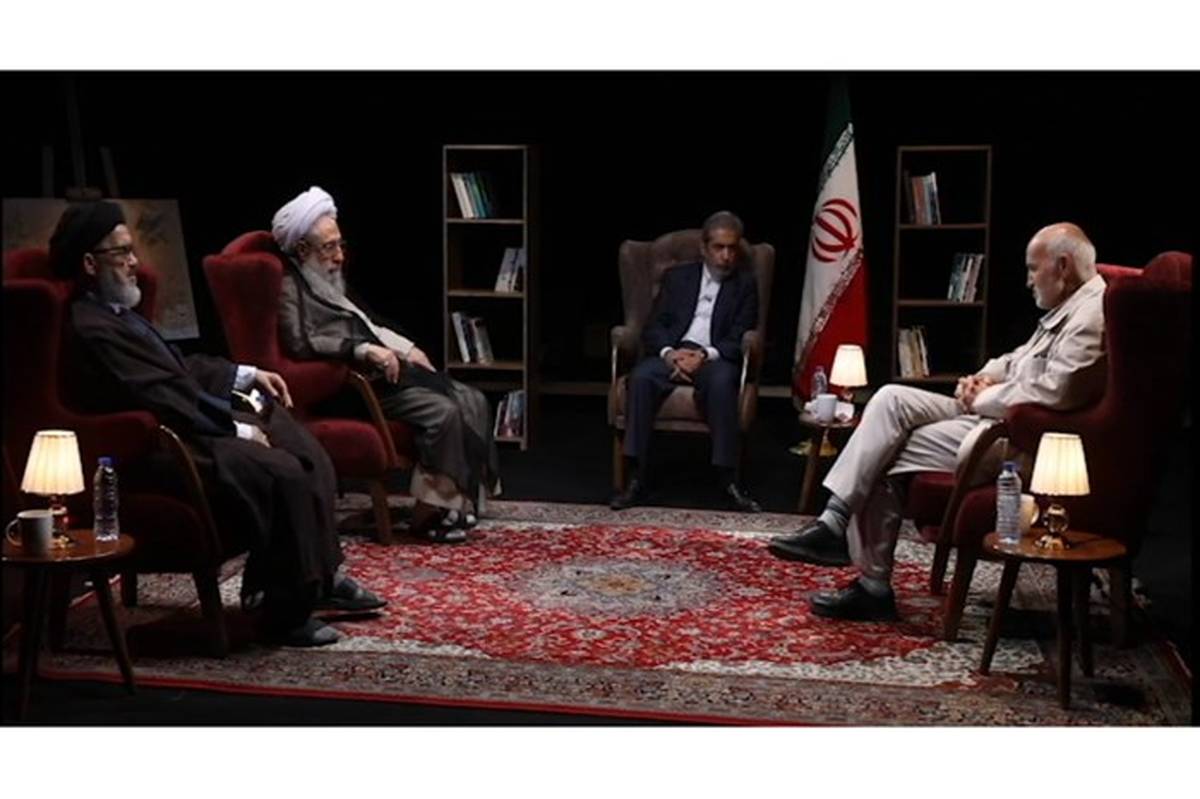 کنایه احمد توکلی به رفتار مناظراتی احمدی نژاد در سال ۸۸ 