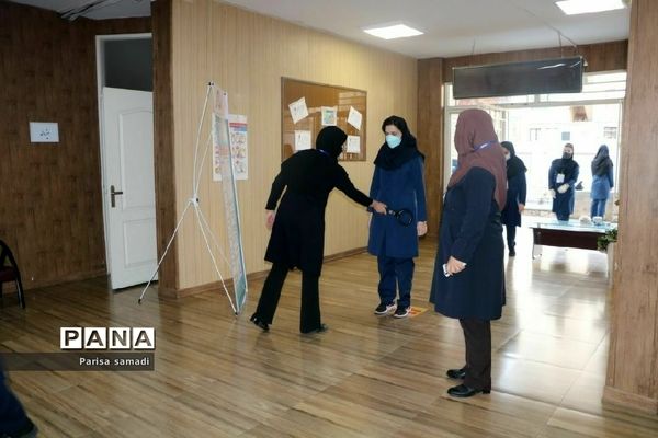 بازدید کارشناس بهداشت منطقه ۱۳ از حوزه‌های امتحانات نهایی