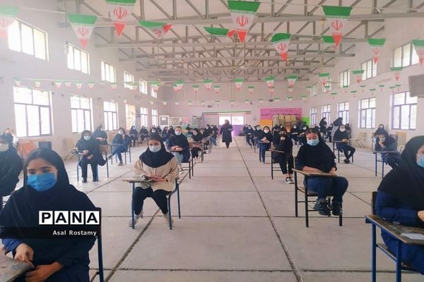 برگزاری امتحانات نهایی پایه نهم و دوازدهم دبیرستان پروین اعتصامی شهرستان بوشهر