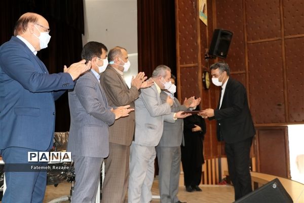 برگزاری نشست قطبی تبیین و بازمهندسی تشکیلات پیشتازان در زنجان