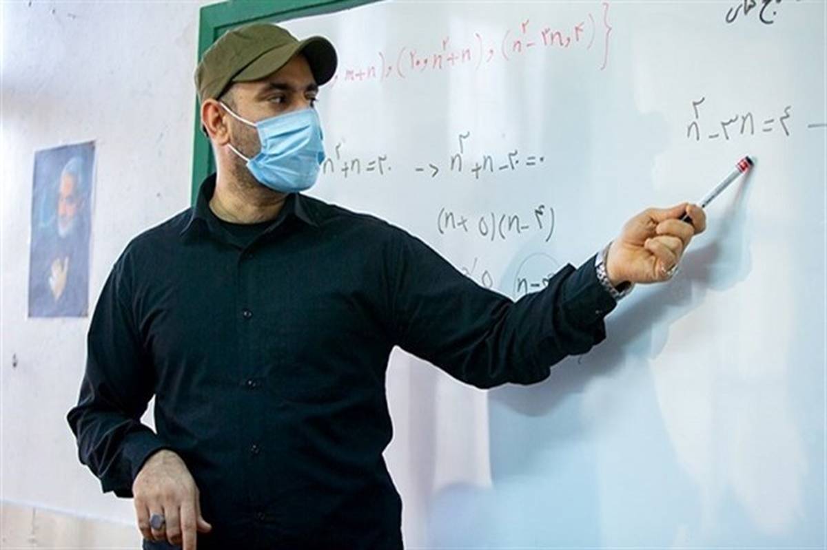 لاشکی: برگزاری حضوری کلاس‌ها در مهر منوط به واکسینه کردن معلمان است