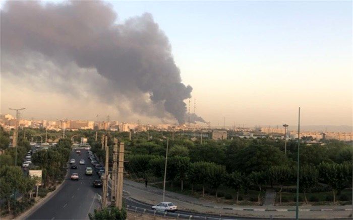 مخازن ال پی جی پالایشگاه تهران آتش گرفت