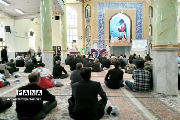 برگزاری مراسم ۱۴ خرداد در نماز جمعه  کاشمر در مصلی مسجد جامع  شهرستان