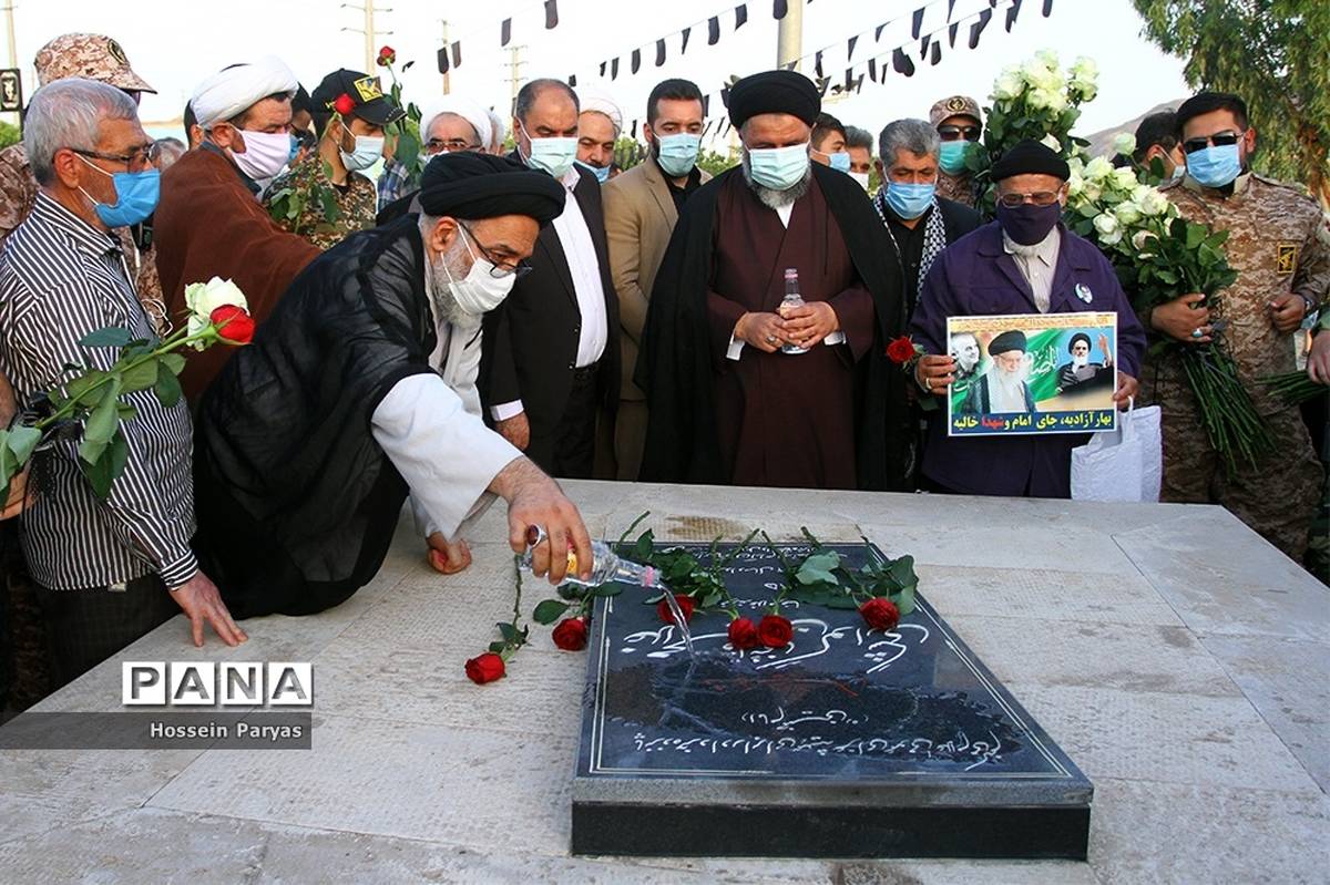 مراسم بزرگداشت پنجاه و هشتمین سالگرد قیام خونین یوم الله پانزدهم خرداد