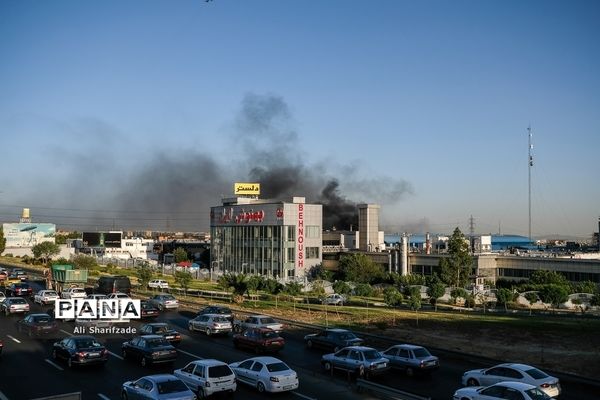 آتش سوزی در کارخانه  بهنوش