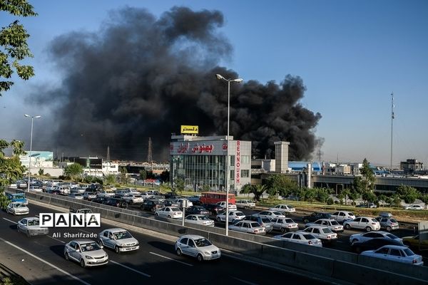 آتش سوزی در کارخانه  بهنوش