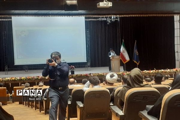 نشست روشنگری فرهنگیان نواحی ۴ گانه اهواز حمیدیه باوی وکارون