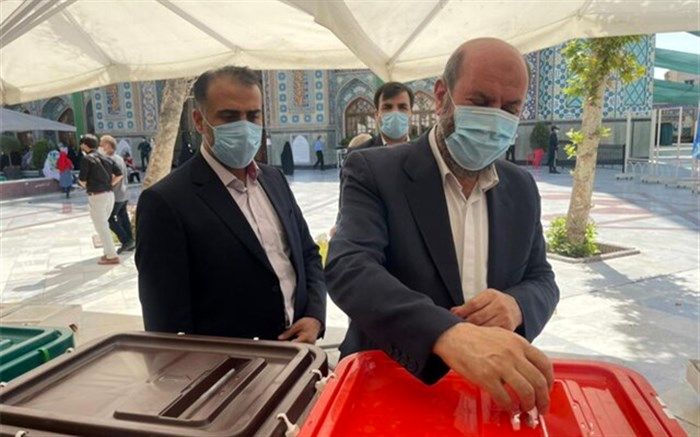حسین دهقان در انتخابات شرکت کرد