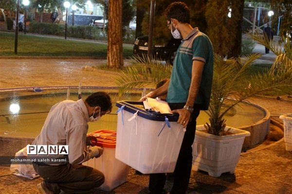 جمع آوری صندوقهای رای در کرمان