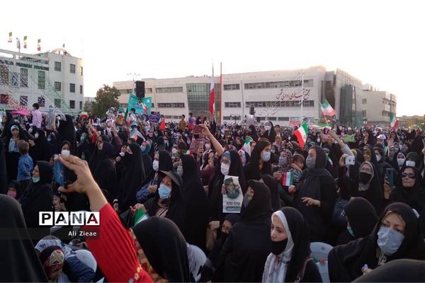 جشن مردم مشهد برای پیروزی رئیس جمهوری منتخب