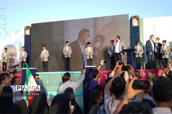 جشن مردم مشهد برای پیروزی رئیس جمهوری منتخب