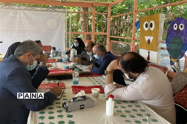 نشست کارشناس مسئولان ارزیابی عملکرد و پاسخگویی به شکایات مناطق