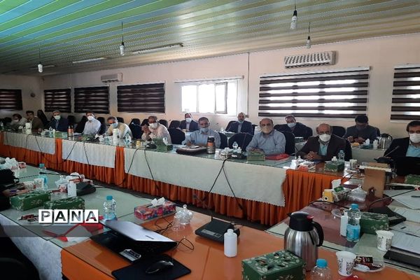 نشست کارشناس مسئولان ارزیابی عملکرد و پاسخگویی به شکایات مناطق