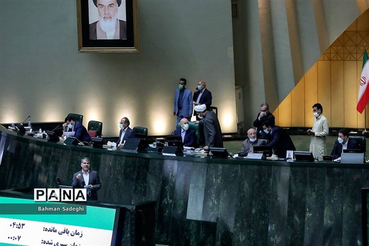 طرح ممنوعیت مذاکره مسئولان ایران با آمریکایی‌ها اعلام وصول شد