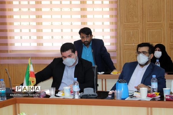 جلسه هم اندیشی روسای ستادهای حامی آیت الله رئیسی در استان بوشهر