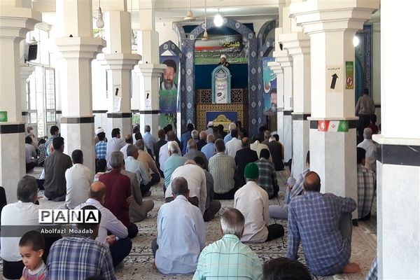 تقدیر از فعالان بسیجی و مسجدی در نماز جمعه  خلیل آباد