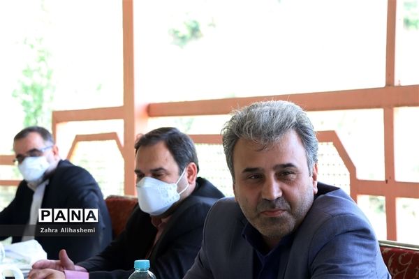 نشست معاون پرورشی و فرهنگی شهر تهران با معاونان پرورشی و تربیت بدنی مناطق