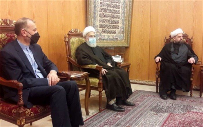 دیدار وزیر امور خارجه با خانواده امام موسی صدر