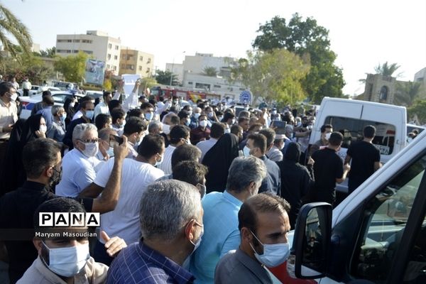 سفر رییس جمهوری به استان بوشهر و استقبال مردم در فرودگاه بوشهر