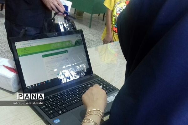 واکسیناسیون دانش‌آموزان در خاورشهر