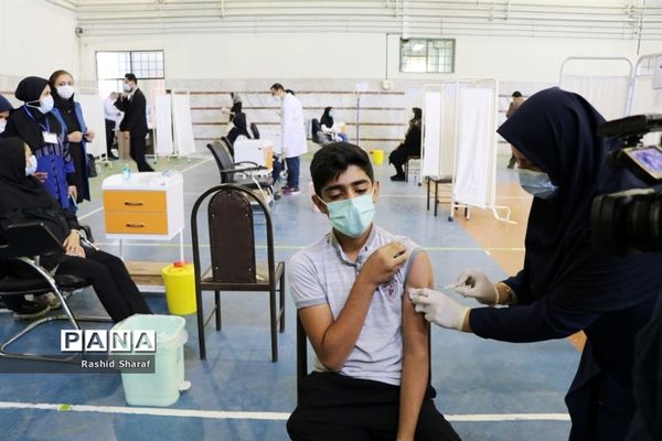 واکسیناسیون دانش‌آموزان در ارومیه