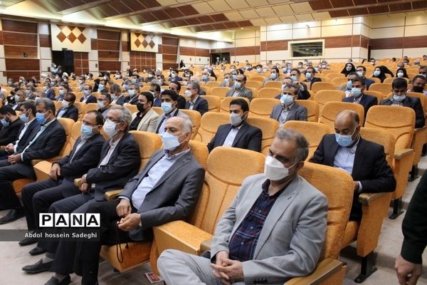 جلسه شورای اداری استان بوشهر با حضور رئیس جمهوری