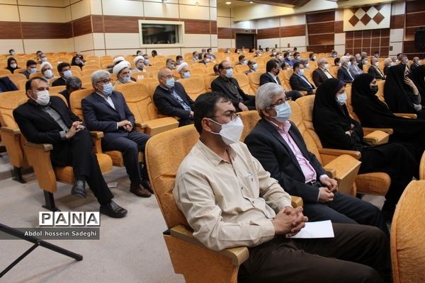 جلسه شورای اداری استان بوشهر با حضور رئیس جمهوری