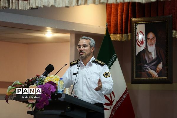 همایش تجلیل از نمونه های ترافیکی
