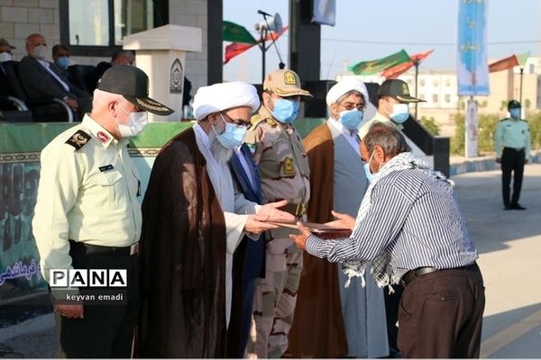 صبحگاه نیروی انتظامی در بوشهر