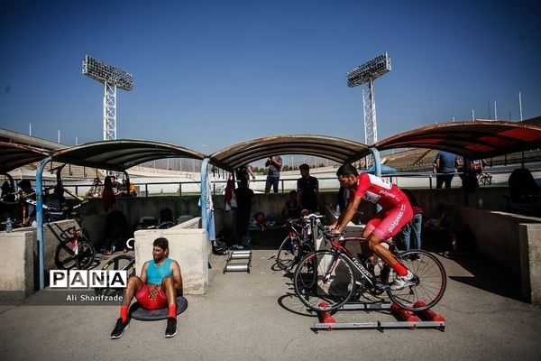 لیگ برتر پیست دوچرخه‌سواری آقایان
