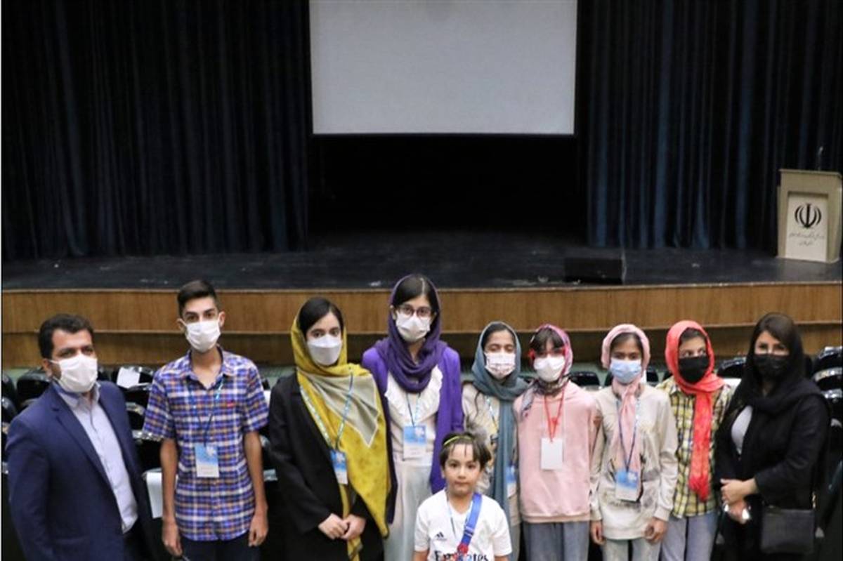 شیرازی‌ها، در جایگاه داوری جشنواره بین المللی فیلم کودک و نوجوان