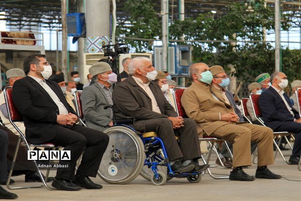 دیدار رئیس جمهوری با علما، نخبگان، خانواده معظم شهداء و اقشار مختلف مردم در شیراز