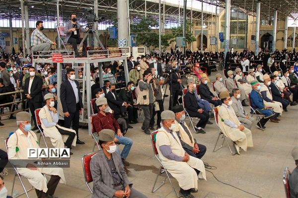 دیدار رئیس جمهوری با علما، نخبگان، خانواده معظم شهداء و اقشار مختلف مردم در شیراز