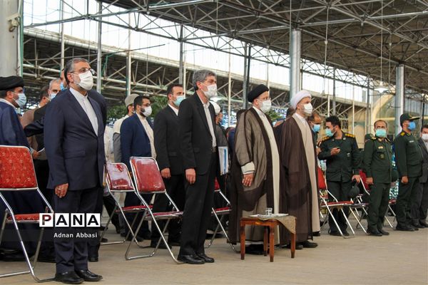 دیدار رئیس جمهوری با علما، نخبگان، خانواده معظم شهداء و اقشار مختلف مردم در شیراز