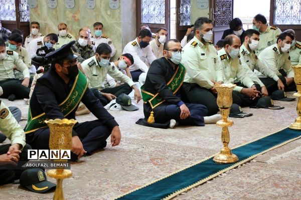 غبارروبی مزار شهدا در هفته نیروی انتظامی