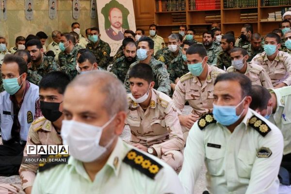 غبارروبی مزار شهدا در هفته نیروی انتظامی