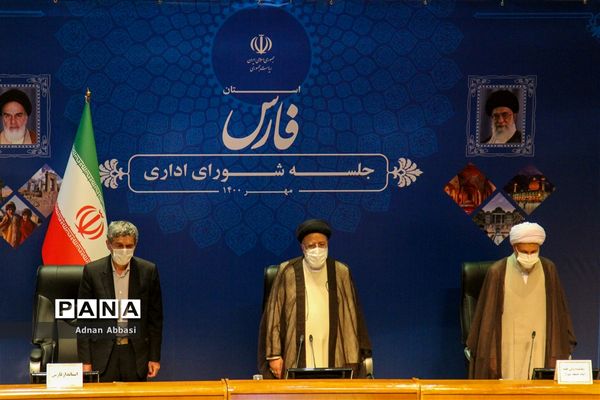شورای اداری استان فارس و نشست خبری پایان سفر یک روزه رئیس جمهور به شیراز