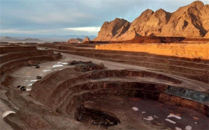 اختلافات مانع رسیدن صدای معدنی‌ها به دولت می‌شود