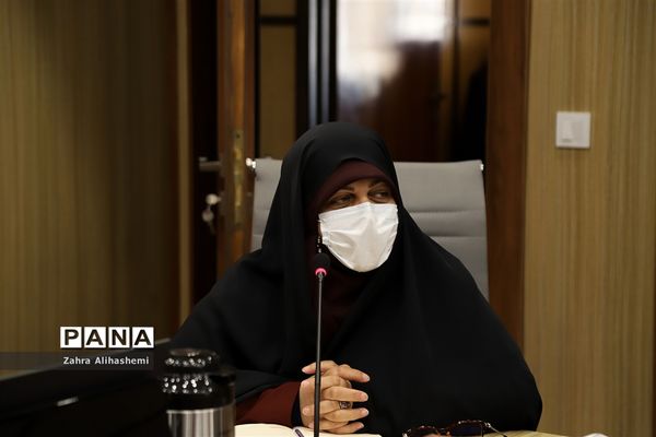 نشست نمایندگان دهمین دوره مجلس دانش‌آموزی شهر تهران