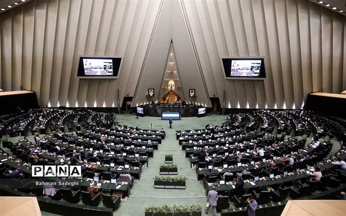  ۸ وزیر به مجلس می‌روند