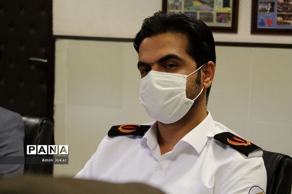 نشست سازمان آتش نشانی  و خدمات ایمنی  شهرداری شهر شیراز با سازمان دانش آموزی استان فارس